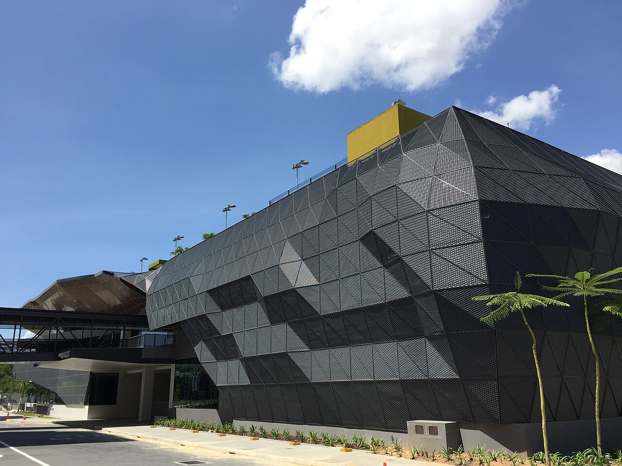 新加坡科技设计大学