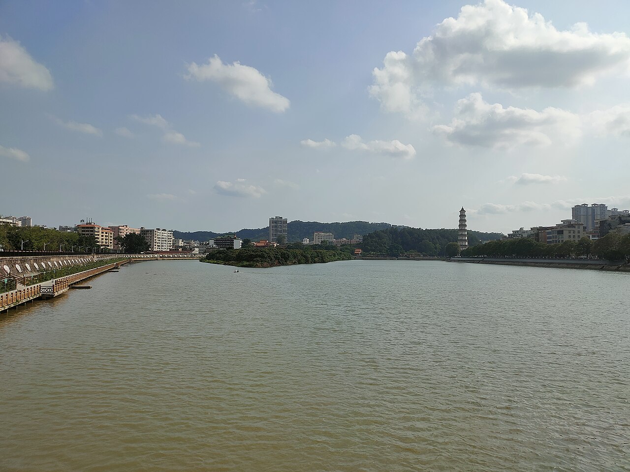 高州