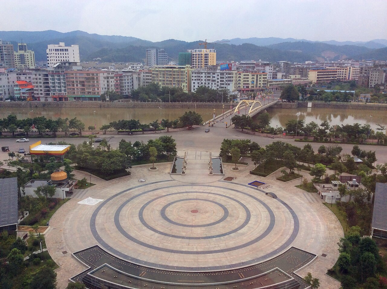 龙岩