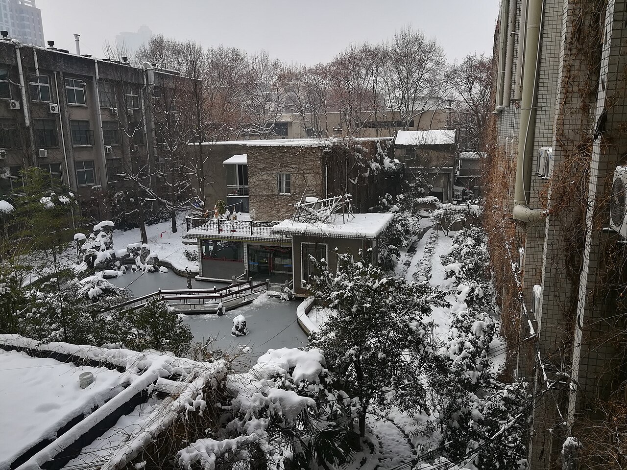 南京工业大学