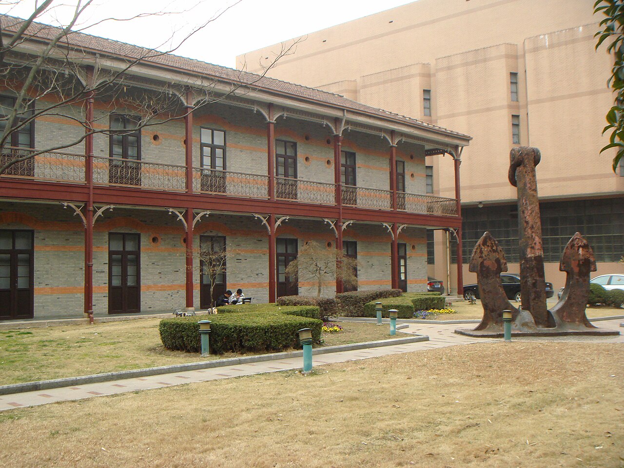 上海海事大学