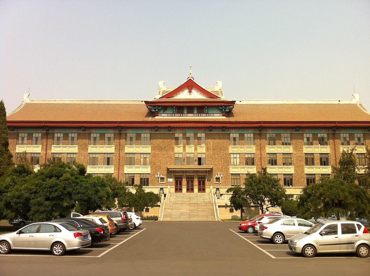 جامعة تيانجين