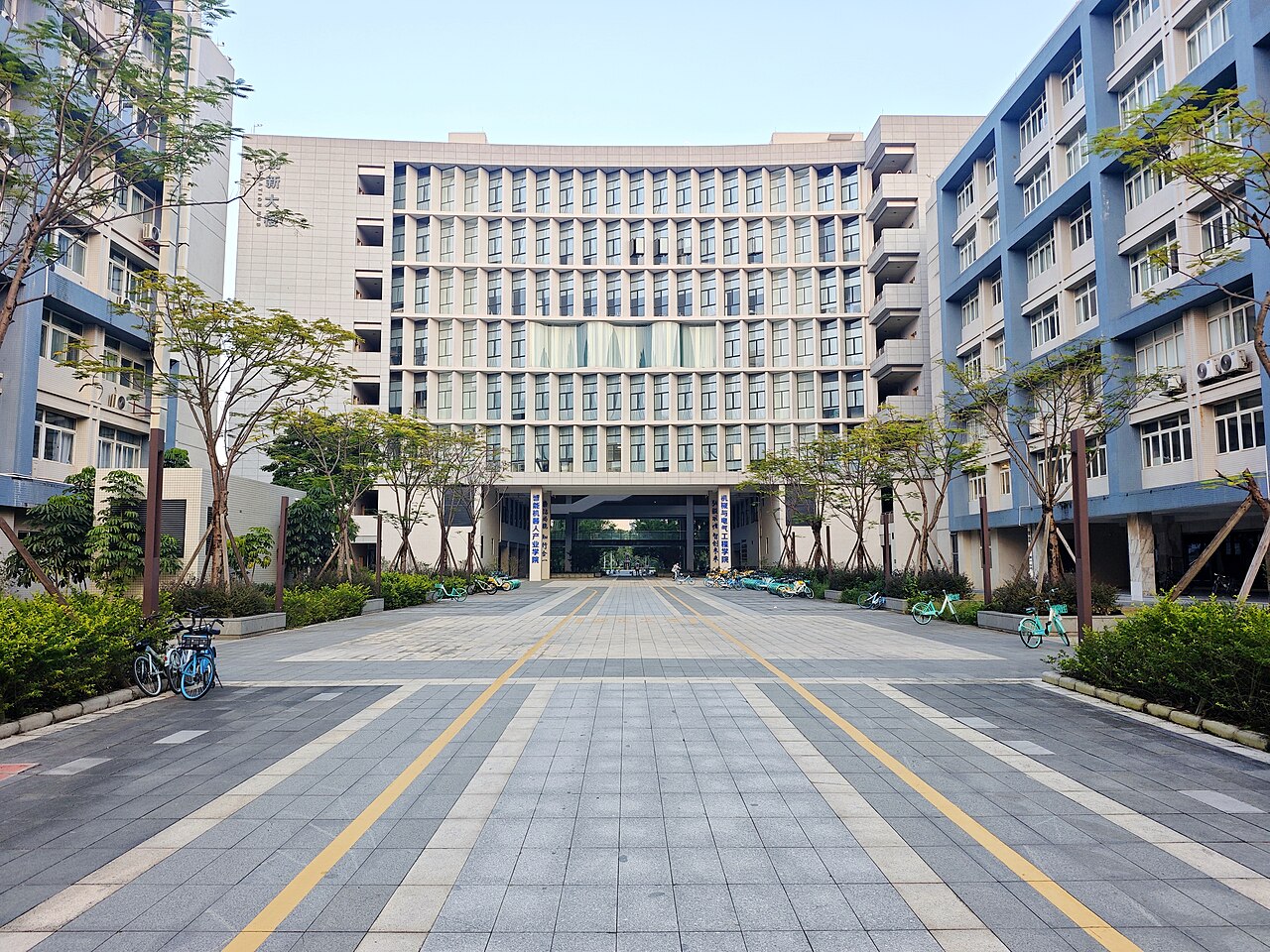 广州大学