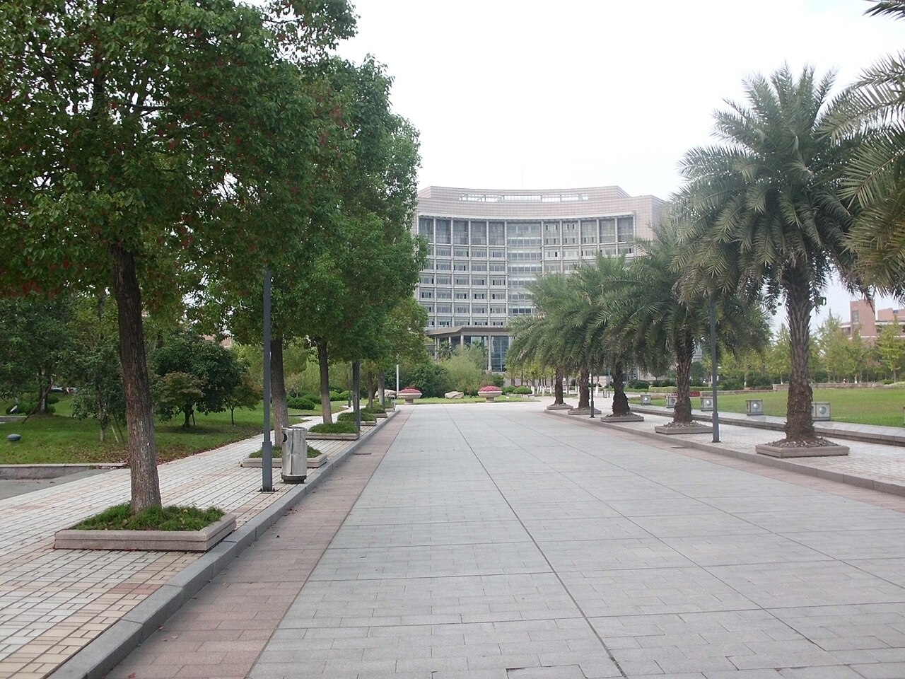 جامعة تشجيانغ للعلوم والتقنية