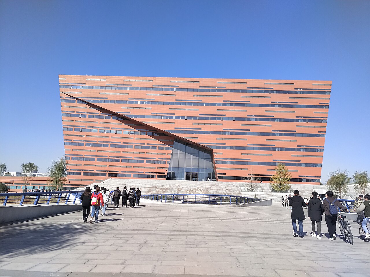河北工业大学