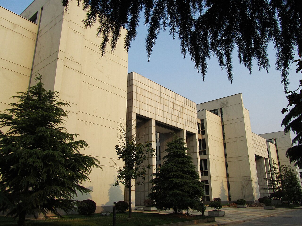 جامعة نانجينغ