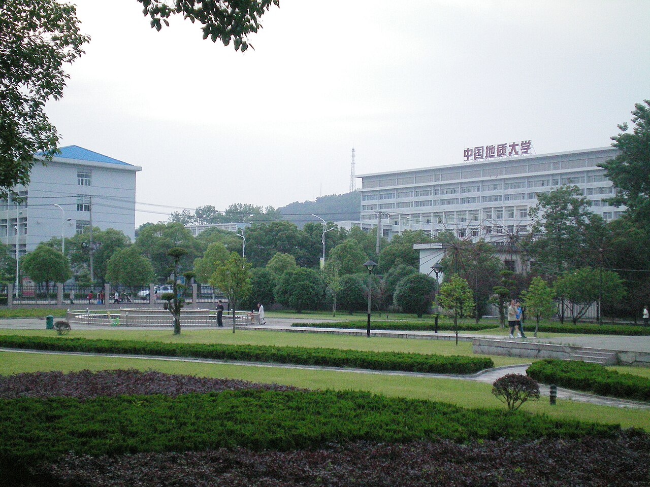 湖北大学