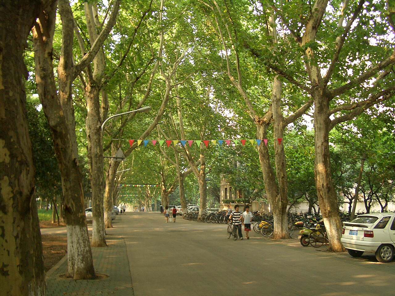 华中科技大学