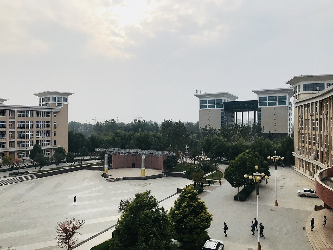 中原工学院