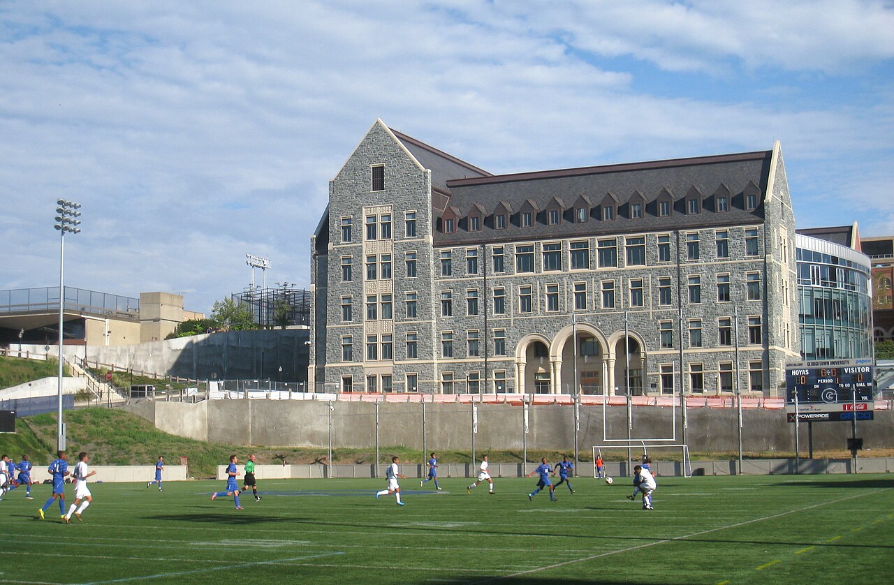 哈尔滨体育学院