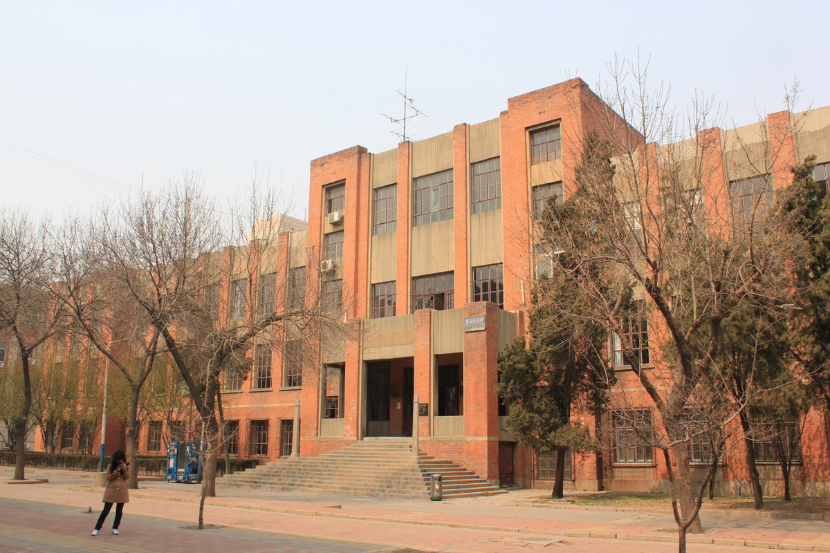 河北工业大学