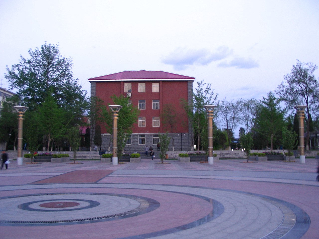 كلية بكين الصناعية المهنية والتقنية