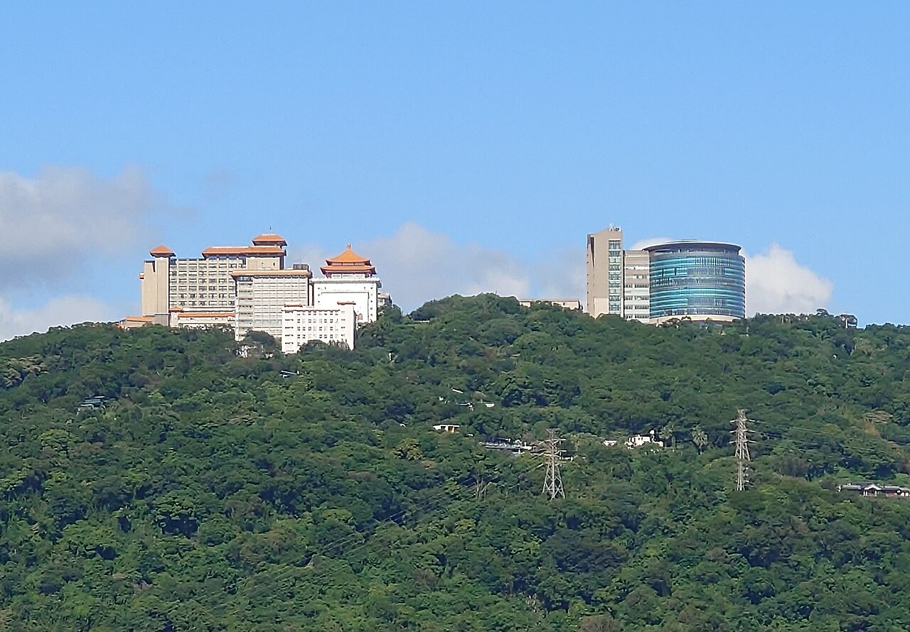 Wenhua College