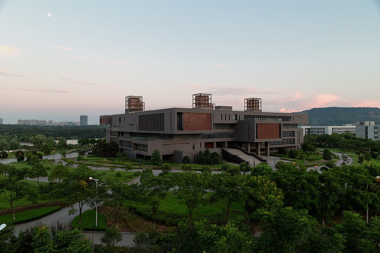 南京工程学院