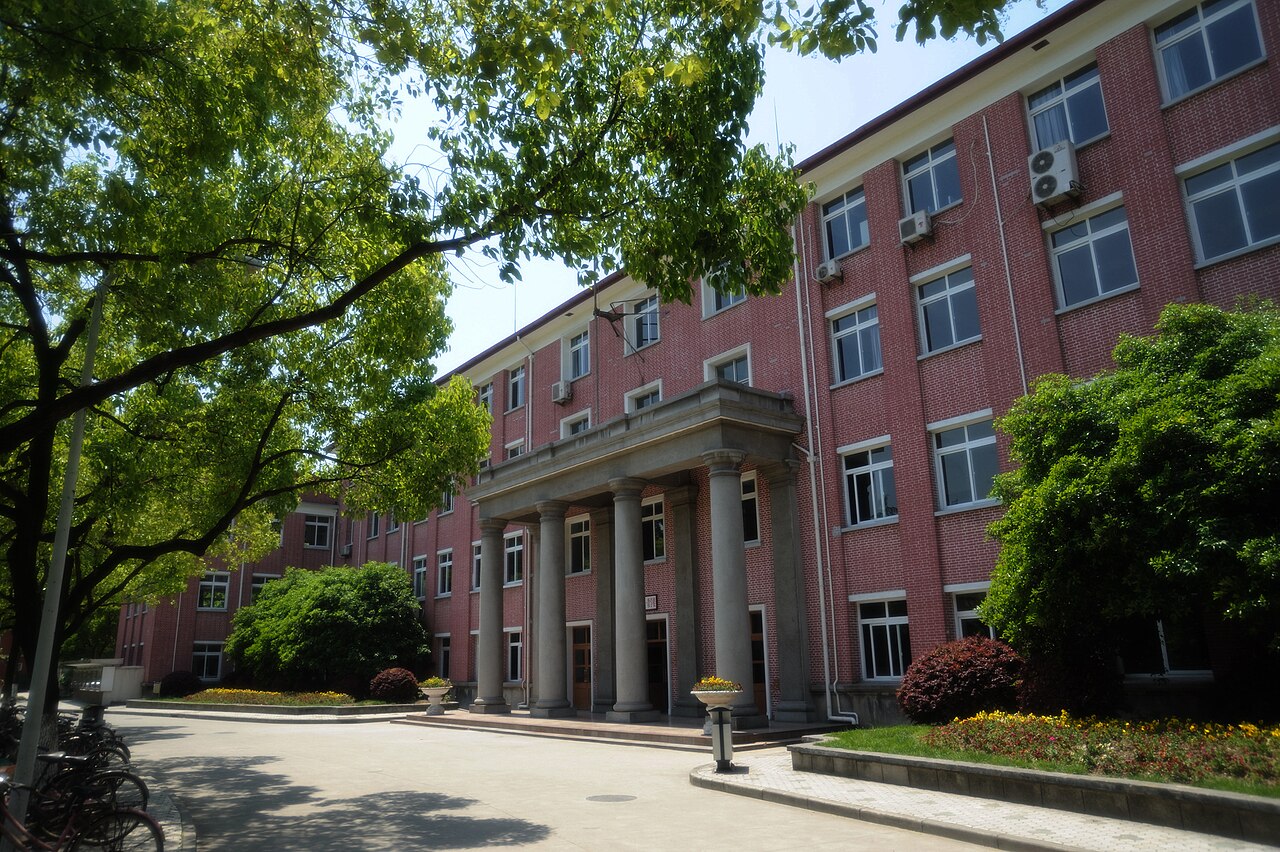 جامعة شانغهاي