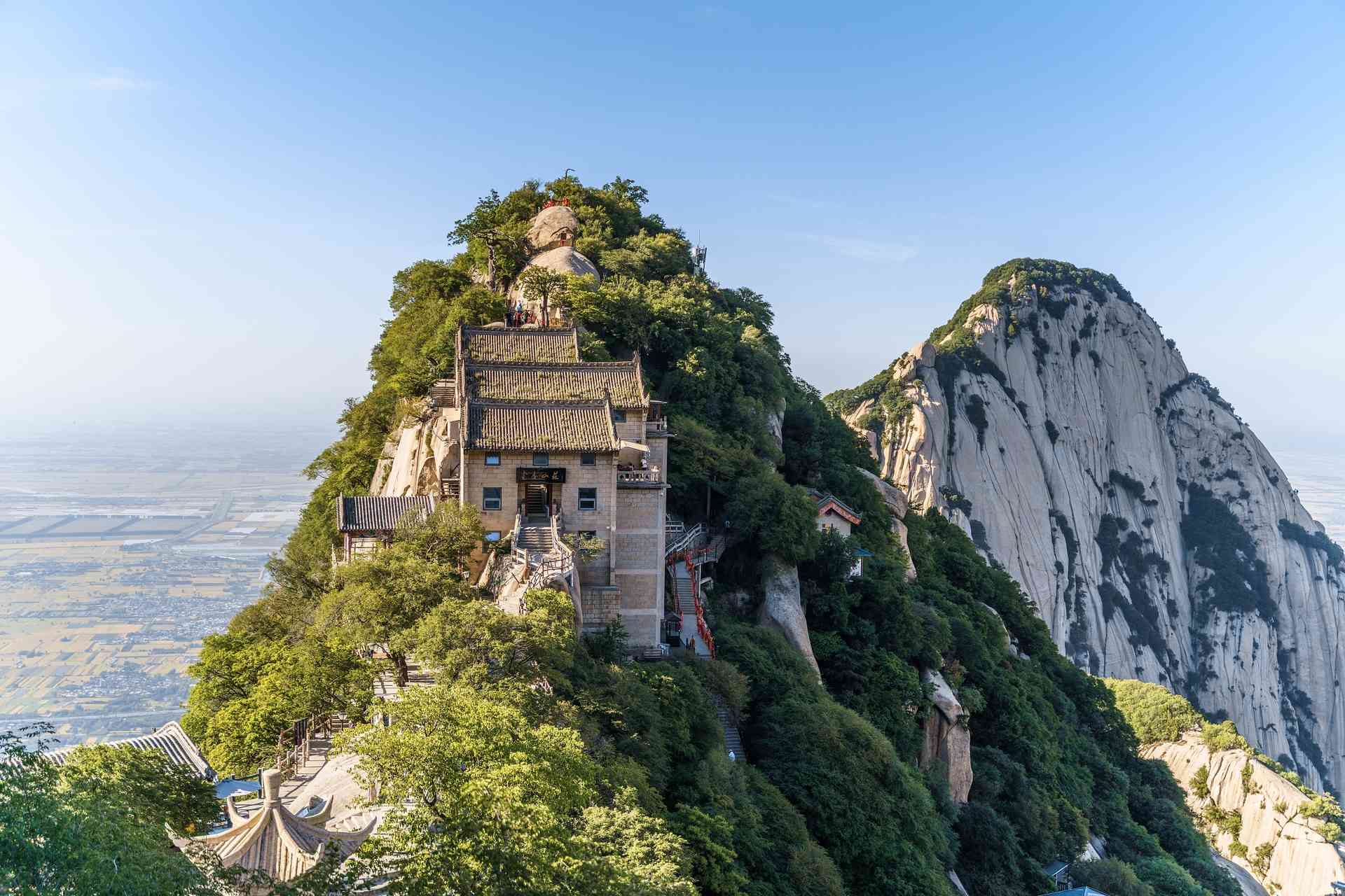 华山