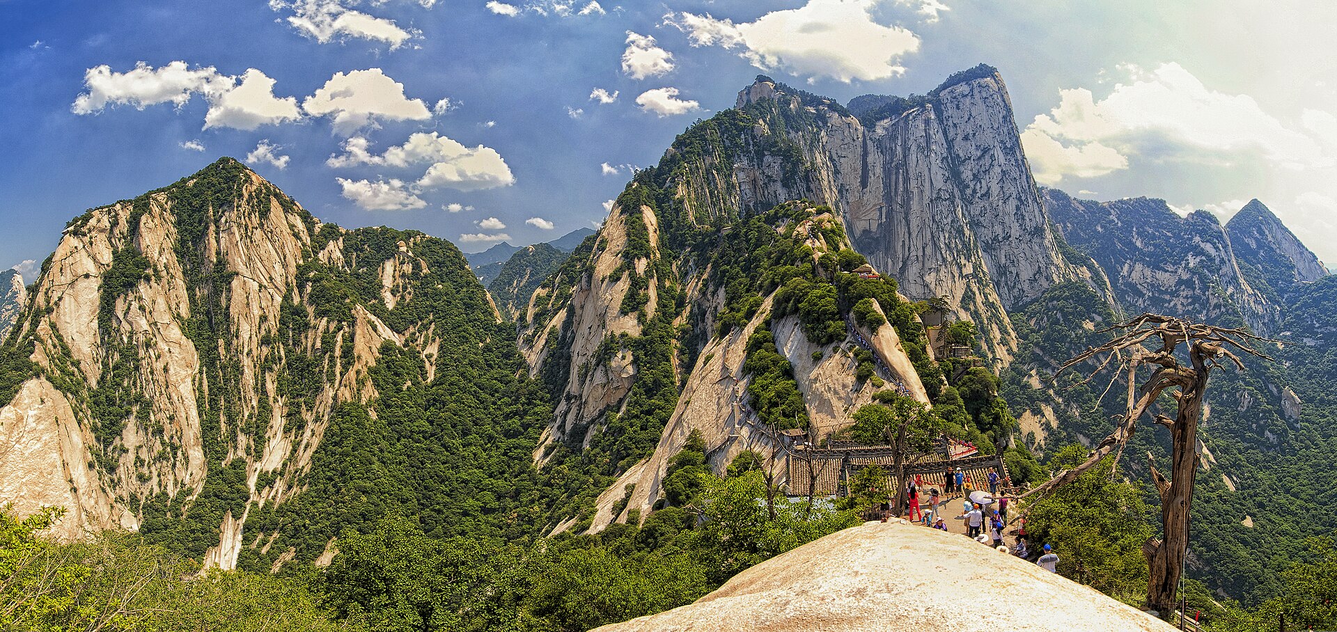 华山