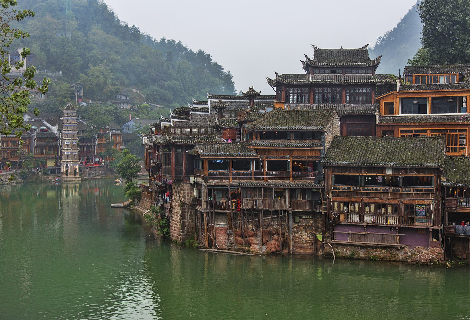 凤凰古城