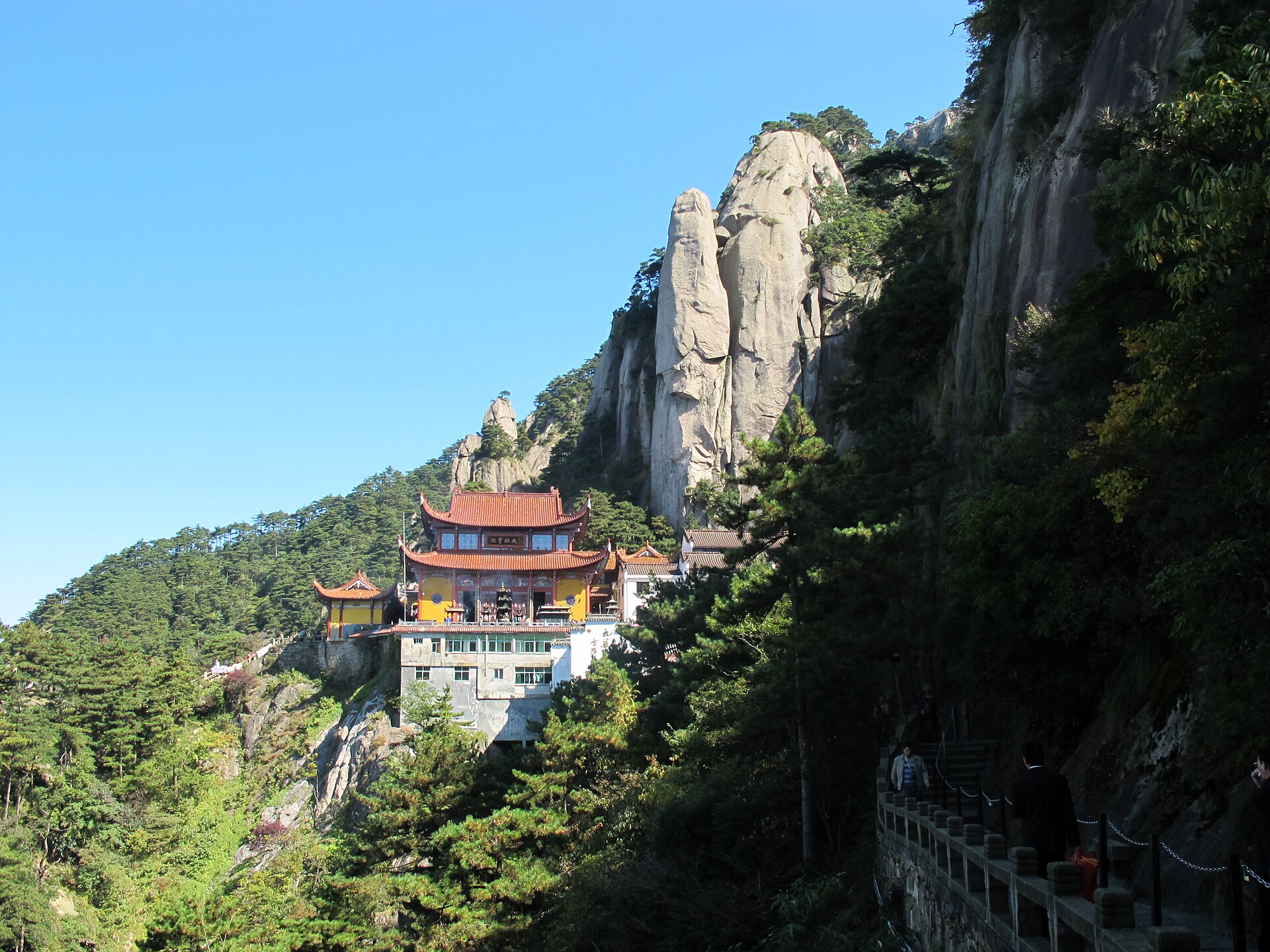九华山